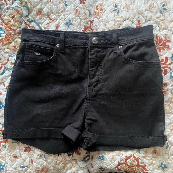DIY Black Distressed Denim Shorts - Picture 1 of 4